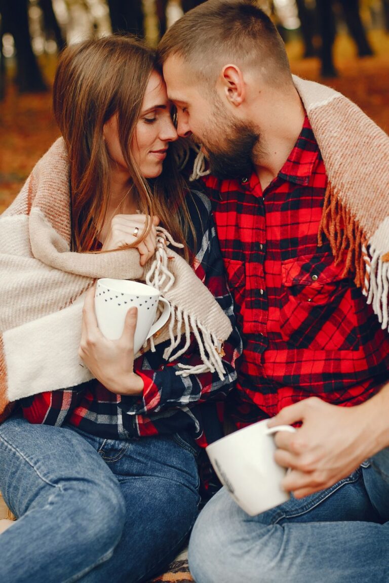 35 Romantic Fall Bucket List Ideas for Couples | Thoughts Bloom