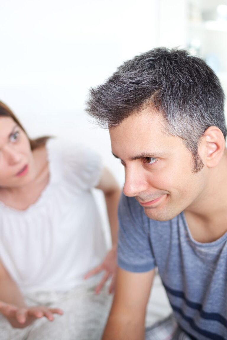 Signs of an Emotionally Unavailable Man (and What To Do About It) | Thoughts Bloom