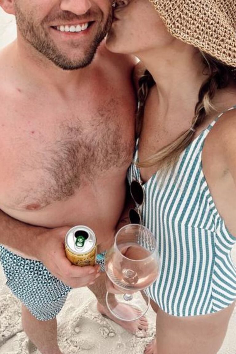 Summer Bucket List for Couples (+ 75 Fun Ideas) | Thoughts Bloom