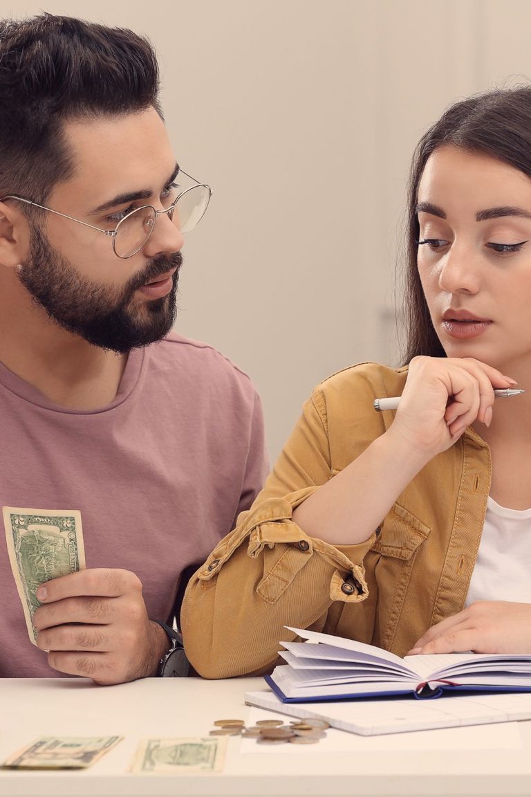 How to Protect Yourself Financially in a Relationship