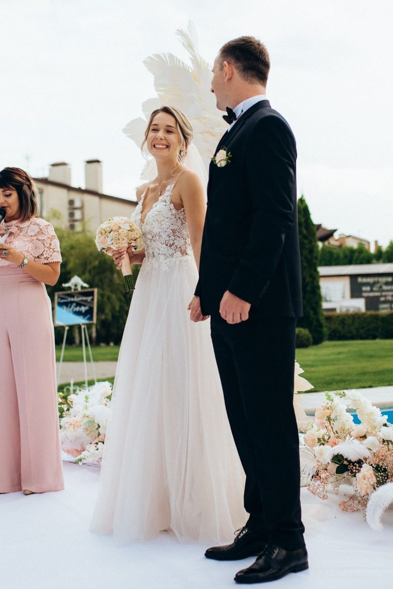 14 Creative Small Wedding Ideas for Your Special Day