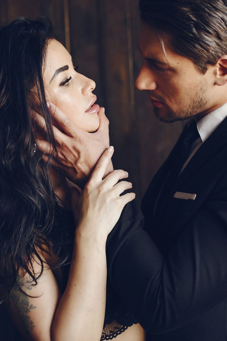 110 Naughty Things to Say to Your Man